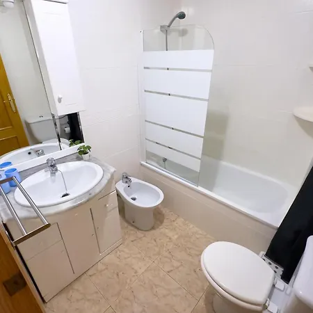 Piso Con Garaje En Apartamento Torrevieja