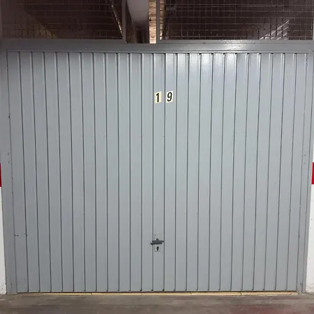 Piso Con Garaje En * Torrevieja